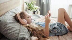 How Much Screen Time Is Too Much? A Christian Parent’s Perspective